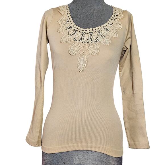 Cream Fleece Lined Top Size Small New with Tag - Picture 1 of 3